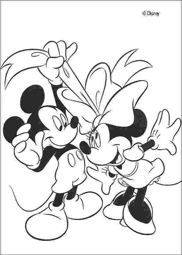 mickey and minnie colouring pages mickey mouse and minnie mouse coloring pages hellokidscom colouring minnie and mickey pages 